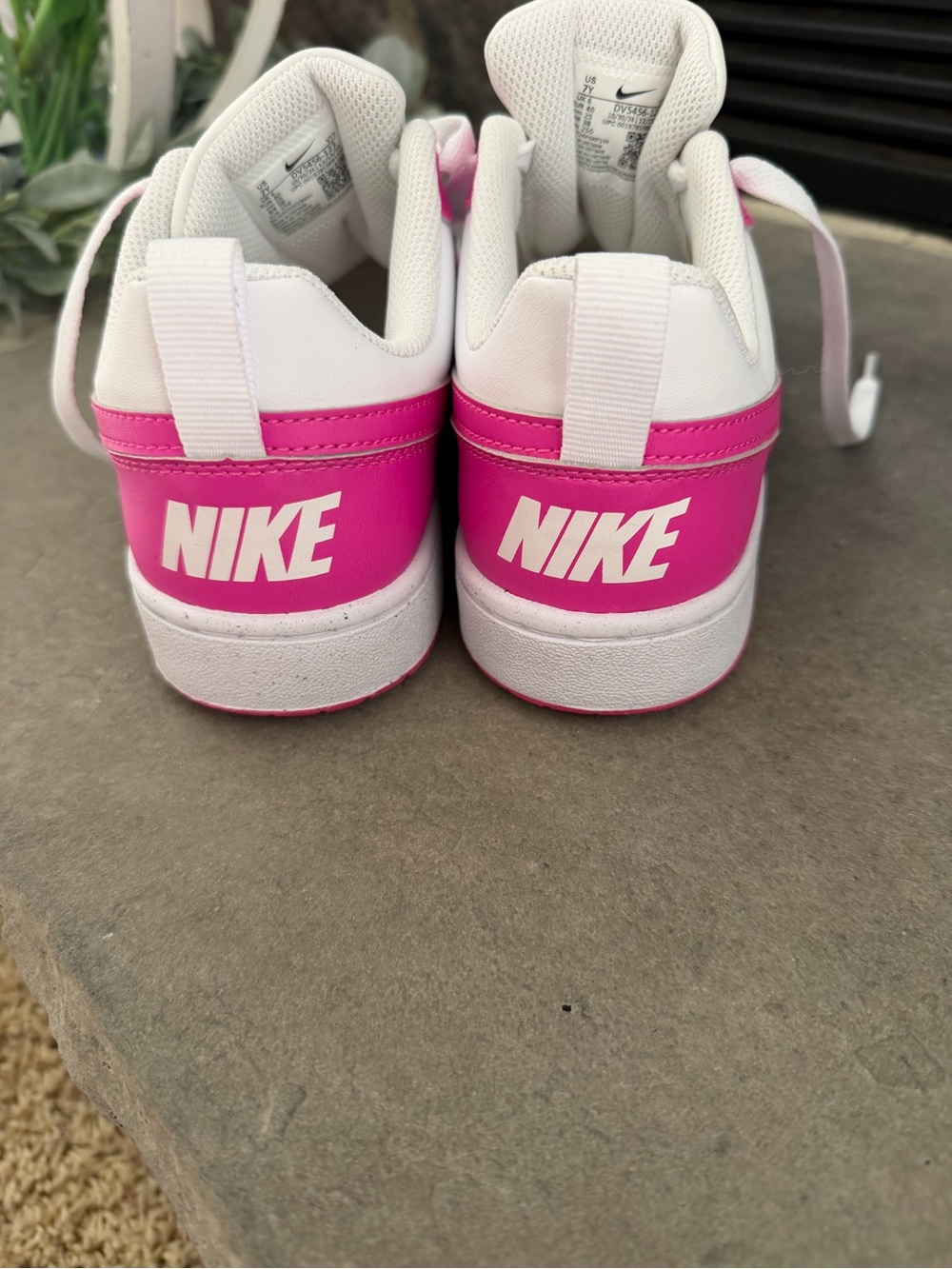 Nike Court Low Sneakers – Youth Size 7Y (or women’s 8.5) - Picture 3 of 8